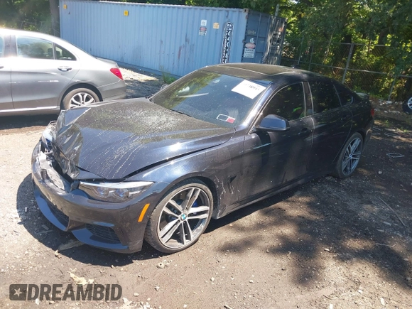 2019 BMW 4 Series 440i xDrive with VIN WBA4J7C57KBM76622, listed as a IAAI auction lot 39738945 with 79,540 mi miles and . Bid and sale history available at carsss.com. Image 18.