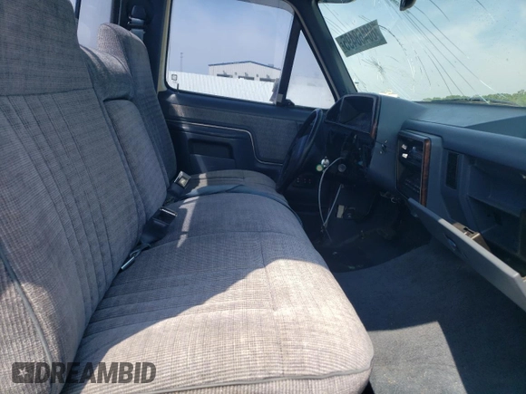 1990 Ford F-150 with VIN 1FTDF15N7LNA52632, listed as a Copart auction lot 60468495 with 8,445 mi miles and Salvage title. Bid and sale history available at DreamBid. Image 10.