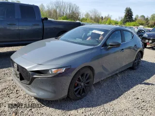 2022 Mazda 3 Carbon Edition z VIN JM1BPALL8N1505222, wystawiony jako Copart lot #54271275 z przebiegiem 55 946 mil mil oraz Szkoda całkowita • Salvage title. Historia ofert i sprzedaży dostępna na DreamBid. Obrazek 1.