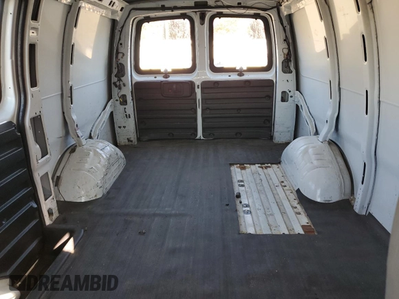 2013 Chevrolet Express Cargo с VIN 1GCZGTCBXD1120969, выставлен на аукционе Copart как лот 76151454 с пробегом 130 963 миль миль и Списание • Salvage title. История ставок и продаж доступна на DreamBid. Изображение 10.
