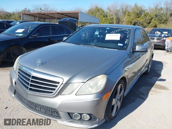 2010 Mercedes-Benz E 350 Luxury с VIN WDDHF5GB5AA020803, выставлен на аукционе IAAI как лот 41235383 с пробегом 170 088 миль миль и . История ставок и продаж доступна на DreamBid. Изображение 2.