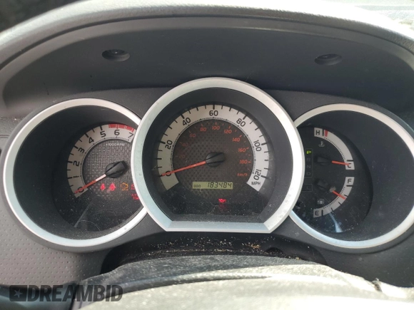 2014 Toyota Tacoma PreRunner z VIN 5TFJU4GN2EX054013, wystawiony jako Copart lot #56953795 z przebiegiem 183 484 mil mil oraz Szkoda całkowita • Salvage title. Historia ofert i sprzedaży dostępna na DreamBid. Obrazek 9.