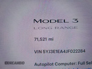 2018 Tesla Model 3 Long Range Battery z VIN 5YJ3E1EA4JF022284, wystawiony jako IAAI lot #41422203 z przebiegiem 71 521 mil mil oraz . Historia ofert i sprzedaży dostępna na DreamBid. Obrazek 14.