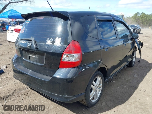 2008 Honda Fit Sport with VIN JHMGD38668S016439, listed as a IAAI auction lot 42052182 with 115,416 mi miles. Bid and sale history available at carsss.com. Image 4.