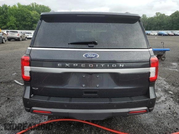 2024 Ford Expedition XLT with VIN 1FMJU1H80REA59831, listed as a Copart auction lot 63849455 with 26,936 mi miles and Salvage title. Bid and sale history available at DreamBid. Image 6.