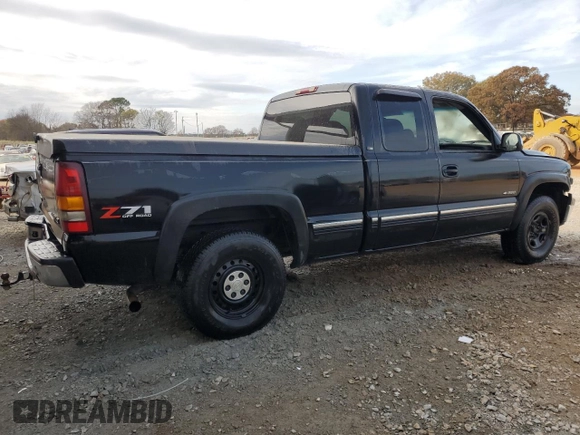 2002 Chevrolet Silverado 1500 LT with VIN 2GCEK19T121417024, listed as a Copart auction lot 83435334 with 130,927 mi miles and Salvage Title. Bid and sale history available at carsss.com. Image 3.