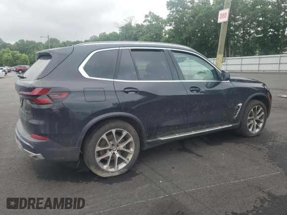 2024 BMW X5 sDrive40i with VIN 5UX13EU03R9V08439, listed as a Copart auction lot 61158915 with Not provided miles and Clean title. Bid and sale history available at DreamBid. Image 3.
