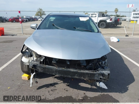 2017 Toyota Camry XLE with VIN 4T1BF1FK8HU318616, listed as a IAAI auction lot 41774231 with 201,112 mi miles. Bid and sale history available at carsss.com. Image 13.