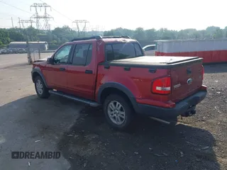 2008 Ford Explorer Sport Trac XLT with VIN 1FMEU51E88UA37704, listed as a IAAI auction lot 42498171 with 208,911 mi miles and . Bid and sale history available at DreamBid. Image 3.