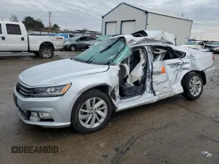 2018 Volkswagen Passat 2.0T SE with VIN 1VWBA7A35JC014304, listed as a Copart auction lot 82255794 with 0 mi miles and Salvage Title. Bid and sale history available at carsss.com. Image 1.