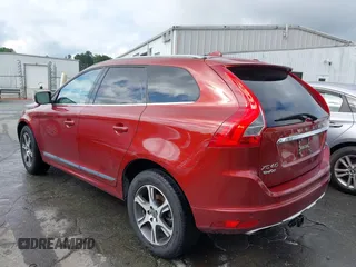 2015 Volvo XC60 T6 with VIN YV4902RKXF2669393, listed as a IAAI auction lot 42380410 with 124,258 mi miles and . Bid and sale history available at DreamBid. Image 3.