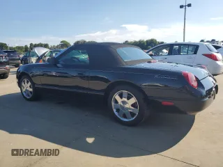2002 Ford Thunderbird Hardtop Premium z VIN 1FAHP60A52Y122437, wystawiony jako Copart lot #73883244 z przebiegiem Nie podano mil oraz Nie do naprawy • Non repairable. Historia ofert i sprzedaży dostępna na DreamBid. Obrazek 2.