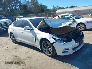2016 Infiniti Q50 3.0t Premium with VIN JN1EV7AP4GM301176, listed as a IAAI auction lot 41140539 with 126,038 mi miles. Bid and sale history available at carsss.com. Image 1.