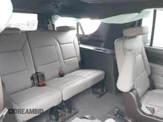 2022 GMC Yukon XL SLT with VIN 1GKS2GKD2NR153790, listed as a IAAI auction lot 41911362 with 84,739 mi miles. Bid and sale history available at carsss.com. Image 8.