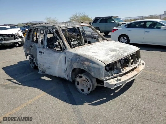 2001 Suzuki Grand Vitara JLX with VIN JS3TD62V914154537, listed as a Copart auction lot 73693264 with 0 mi miles and Non Repairable. Bid and sale history available at carsss.com. Image 10.
