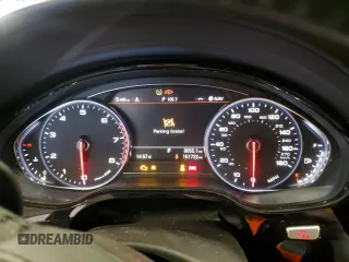 2013 Audi A8 3.0L z VIN WAURGAFD1DN002140, wystawiony jako Copart lot #59010105 z przebiegiem 151 732 mil mil oraz Szkoda całkowita • Salvage title. Historia ofert i sprzedaży dostępna na DreamBid. Obrazek 9.