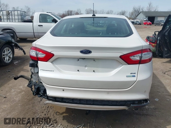 2016 Ford Fusion SE with VIN 3FA6P0T99GR268237, listed as a IAAI auction lot 41951459 with 117,309 mi miles. Bid and sale history available at carsss.com. Image 17.