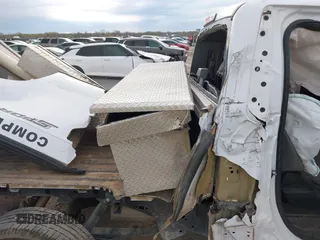2018 Ford F-150 XL with VIN 1FTMF1CB7JKC69637, listed as a IAAI auction lot 41881356 with 1 mi miles. Bid and sale history available at carsss.com. Image 8.