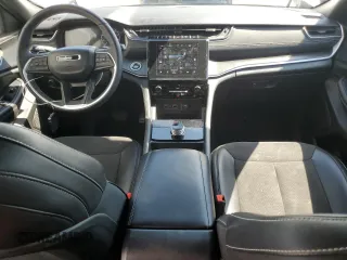 2024 Jeep Grand Cherokee Altitude z VIN 1C4RJHAG2RC142165, wystawiony jako Copart lot #63027485 z przebiegiem 40 161 mil mil oraz Czysty tytuł • Clean title. Historia ofert i sprzedaży dostępna na DreamBid. Obrazek 8.