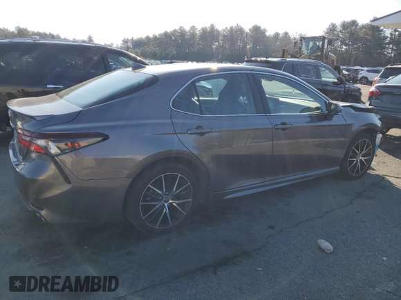 2023 Toyota Camry SE z VIN 4T1G11BK7PU091735, wystawiony jako Copart lot #44305035 z przebiegiem 66 498 mil mil oraz Szkoda całkowita • Salvage title. Historia ofert i sprzedaży dostępna na DreamBid. Obrazek 3.