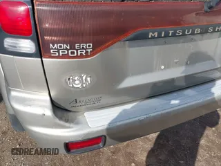 2002 Mitsubishi Montero Sport XLS with VIN JA4MT31R12P008023, listed as a IAAI auction lot 41753312 with 177,784 mi miles. Bid and sale history available at carsss.com. Image 6.