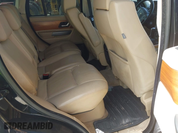 2008 Land Rover Range Rover Sport HSE with VIN SALSK25468A174051, listed as a IAAI auction lot 42537599 with 178,552 mi miles and . Bid and sale history available at DreamBid. Image 8.