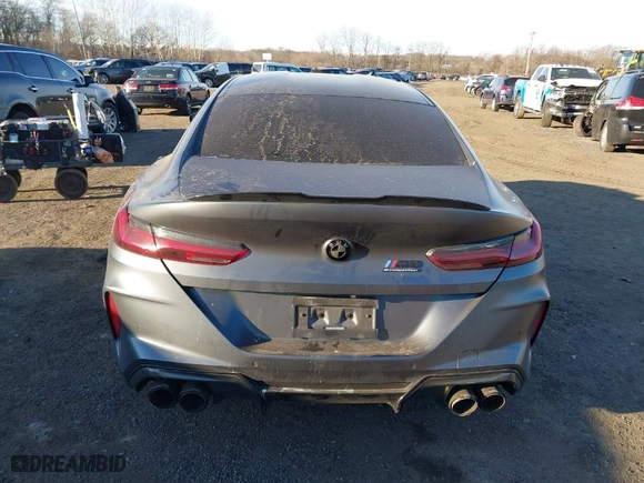 2021 BMW M8 Competition with VIN WBSGV0C07MCF55040, listed as a IAAI auction lot 41280992 with NaN miles. Bid and sale history available at carsss.com. Image 15.