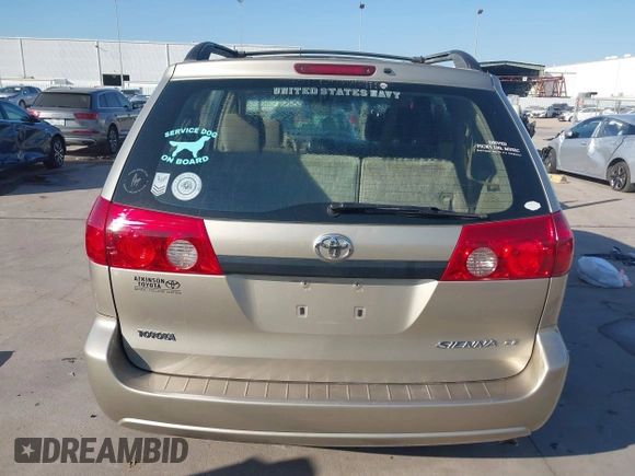 2006 Toyota Sienna CE with VIN 5TDZA23CX6S537308, listed as a IAAI auction lot 40652615 with 141,684 mi miles. Bid and sale history available at carsss.com. Image 16.