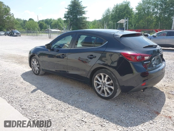 2016 Mazda 3 S Grand Touring z VIN JM1BM1N37G1287136, wystawiony jako IAAI lot #42171368 z przebiegiem 155 685 mil mil oraz . Historia ofert i sprzedaży dostępna na DreamBid. Obrazek 3.