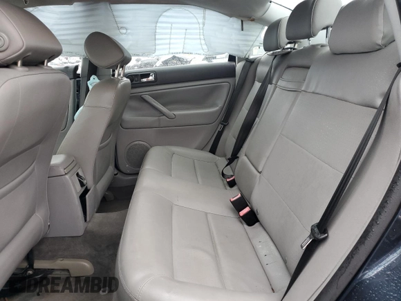 2004 Volkswagen Passat GL with VIN WVWMD63B74P192522, listed as a Copart auction lot 84493224 with 137,689 mi miles and Salvage title. Bid and sale history available at DreamBid. Image 10.