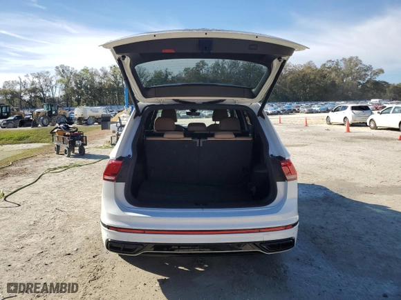 2022 Volkswagen Tiguan SE R-Line Black with VIN 3VVCB7AX1NM007587, listed as a Copart auction lot 46596905 with 52,879 mi miles and Salvage Title. Bid and sale history available at carsss.com. Image 6.