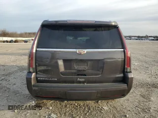 2016 Cadillac Escalade Luxury Collection z VIN 1GYS4BKJ6GR205157, wystawiony jako Copart lot #49581205 z przebiegiem Nie podano mil oraz Nie do naprawy • Non repairable. Historia ofert i sprzedaży dostępna na DreamBid. Obrazek 6.