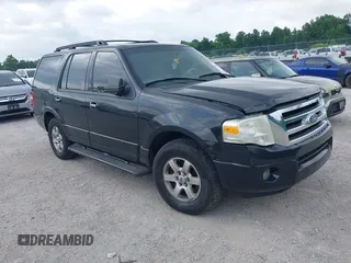 2010 Ford Expedition SSV z VIN 1FMJU1F52AEB49740, wystawiony jako IAAI lot #42387396 z przebiegiem 233 906 mil mil oraz . Historia ofert i sprzedaży dostępna na DreamBid. Obrazek 1.