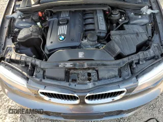 2013 BMW 1 Series 128i z VIN WBAUL7C53DVU09527, wystawiony jako Copart lot #84721024 z przebiegiem 6 986 mil mil oraz Szkoda całkowita • Salvage title. Historia ofert i sprzedaży dostępna na DreamBid. Obrazek 11.
