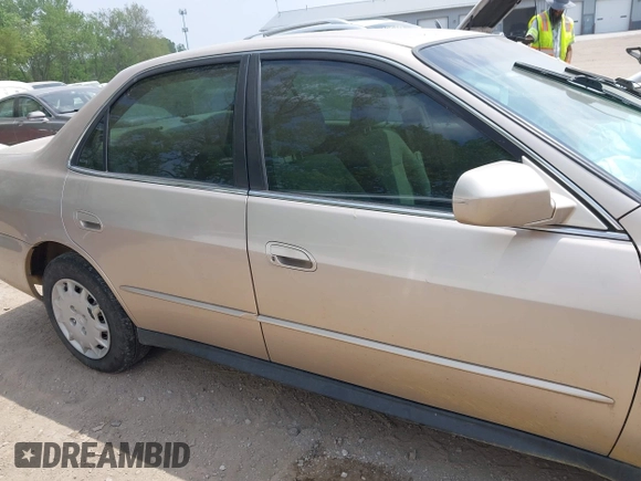 2002 Honda Accord LX z VIN 3HGCG56422G709092, wystawiony jako IAAI lot #42214711 z przebiegiem 94 386 mil mil oraz . Historia ofert i sprzedaży dostępna na DreamBid. Obrazek 14.