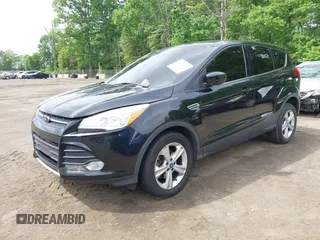 2013 Ford Escape SE with VIN 1FMCU0GX4DUC40277, listed as a IAAI auction lot 42201196 with 46,157 mi miles and . Bid and sale history available at carsss.com. Image 2.