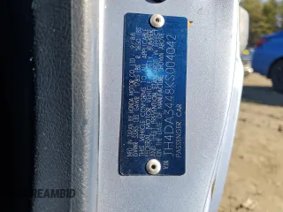 1989 Acura Integra z VIN JH4DA3448KS004042, wystawiony jako Copart lot #85917354 z przebiegiem 126 899 mil mil oraz Szkoda całkowita • Salvage title. Historia ofert i sprzedaży dostępna na DreamBid. Obrazek 12.