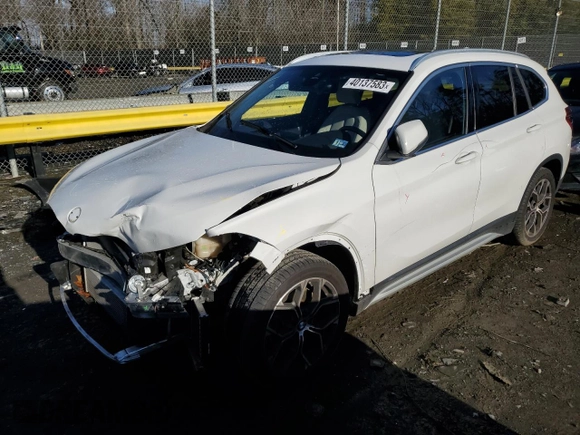 2020 BMW X1 xDrive28i with VIN WBXJG9C0XL5P55506, listed as a Copart auction lot 40137583 with 37,178 mi miles. Bid and sale history available at carsss.com. Image 1.