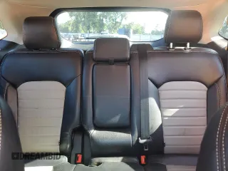 2018 Ford Edge SE z VIN 2FMPK3G93JBB03133, wystawiony jako Copart lot #56693845 z przebiegiem 72 738 mil mil oraz Szkoda całkowita • Salvage title. Historia ofert i sprzedaży dostępna na DreamBid. Obrazek 10.