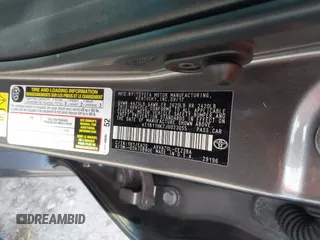 2018 Toyota Camry LE z VIN 4T1B11HK7JU023055, wystawiony jako IAAI lot #40609585 z przebiegiem Nie podano mil oraz . Historia ofert i sprzedaży dostępna na DreamBid. Obrazek 9.