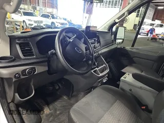 2020 Ford Transit Cargo with VIN 1FTBF4UG0LKB26146, listed as a IAAI auction lot 42679323 with 137,541 mi miles and . Bid and sale history available at DreamBid. Image 26.