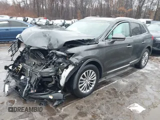 2018 Lincoln MKX Select with VIN 2LMPJ8KR9JBL17605, listed as a IAAI auction lot 41519841 with 44,143 mi miles. Bid and sale history available at carsss.com. Image 2.