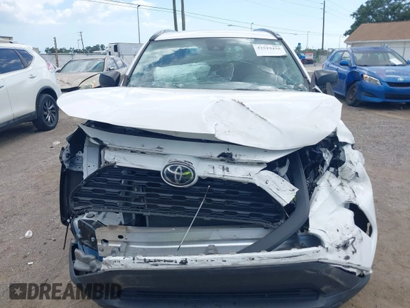 2021 Toyota RAV4 LE z VIN 2T3H1RFV8MW182801, wystawiony jako IAAI lot #42519435 z przebiegiem 44 932 mil mil oraz . Historia ofert i sprzedaży dostępna na DreamBid. Obrazek 12.