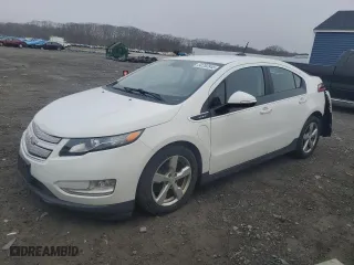 2015 Chevrolet Volt with VIN 1G1RA6E4XFU117856, listed as a Copart auction lot 50782845 with 105,899 mi miles and Clean Title. Bid and sale history available at carsss.com. Image 1.