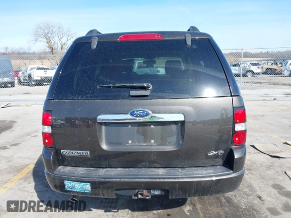 2008 Ford Explorer XLT with VIN 1FMEU73E88UB29534, listed as a IAAI auction lot 41775911 with 120,440 mi miles. Bid and sale history available at carsss.com. Image 16.