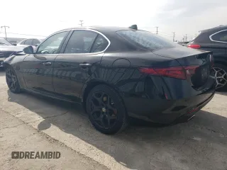 2019 Alfa Romeo Giulia z VIN ZARFAMAN9K7621522, wystawiony jako Copart lot #53130015 z przebiegiem 50 843 mil mil oraz Szkoda całkowita • Salvage title. Historia ofert i sprzedaży dostępna na DreamBid. Obrazek 2.