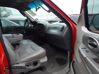 2003 Ford F-150 XLT with VIN 1FTRW08L63KA75640, listed as a IAAI auction lot 41952912 with 1 mi miles. Bid and sale history available at carsss.com. Image 5.