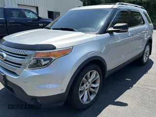 2013 Ford Explorer Limited z VIN 1FM5K8F82DGB02260, wystawiony jako Copart lot #59726945 z przebiegiem 163 459 mil mil oraz Czysty tytuł • Clean title. Historia ofert i sprzedaży dostępna na DreamBid. Obrazek 2.