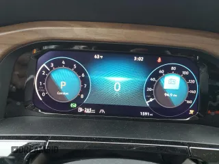 2025 Volkswagen Atlas SE z VIN 1V2JR2CA2SC522901, wystawiony jako Copart lot #44956845 z przebiegiem 1 591 mil mil oraz Szkoda całkowita • Salvage title. Historia ofert i sprzedaży dostępna na DreamBid. Obrazek 9.