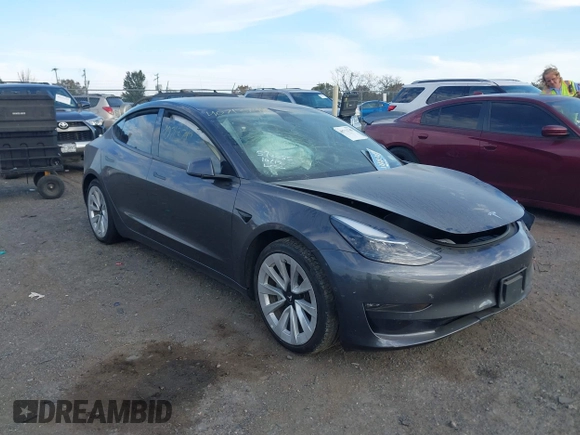 2021 Tesla Model 3 Long Range with VIN 5YJ3E1EB6MF975916, listed as a IAAI auction lot 40713749 with 29,593 mi miles and . Bid and sale history available at DreamBid. Image 1.